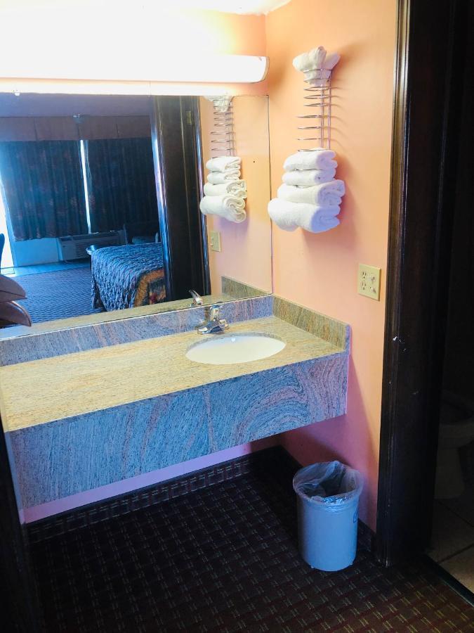 Regency Inn Motel El Reno Exteriör bild